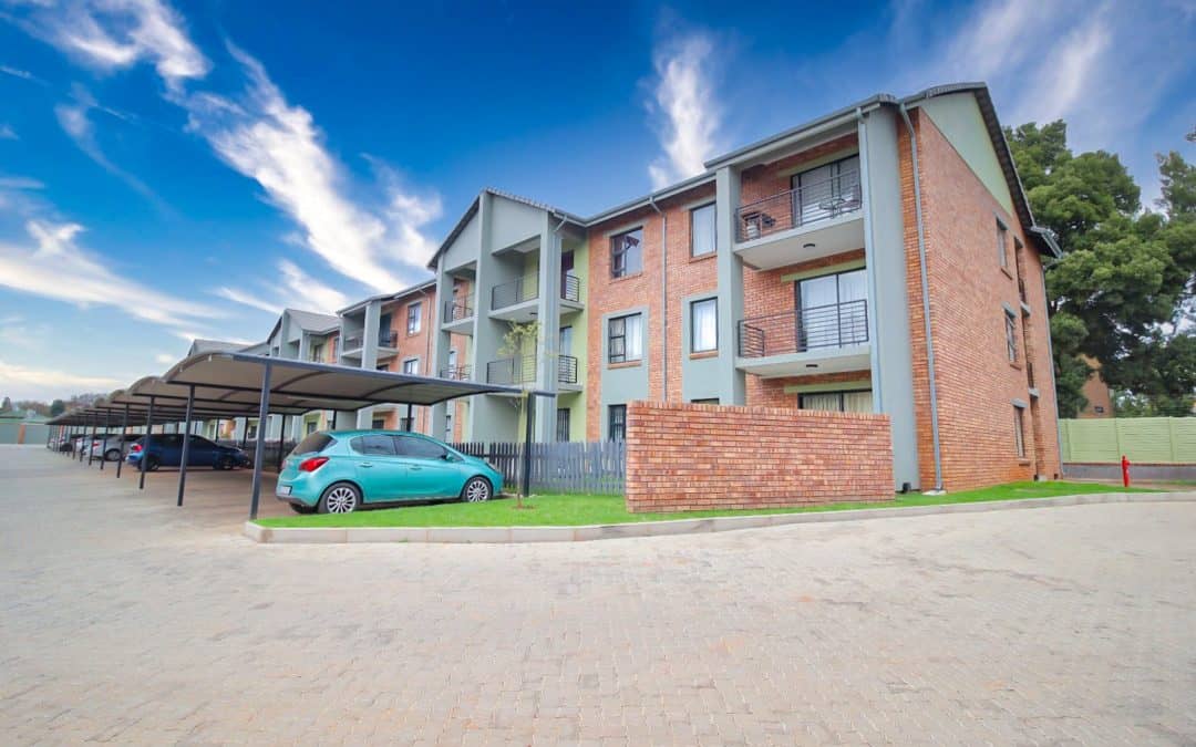 #1946 – Modern 2-Bedroom Apartment For Sale