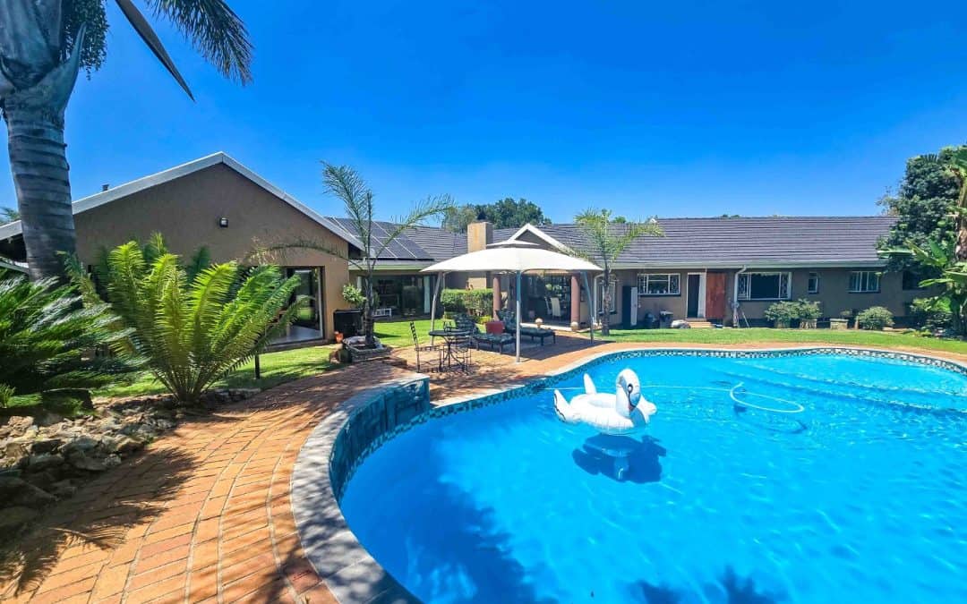 #2010 – Modern Family Home with Exceptional Features – Move-In Ready!