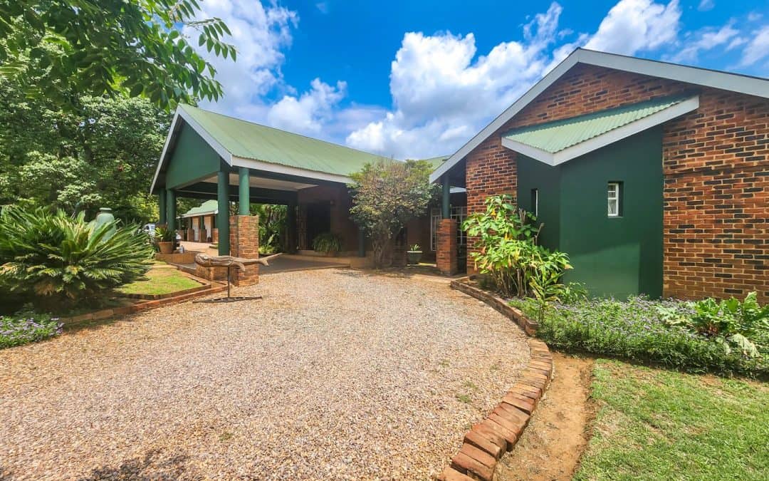 #2031 –  A Dream Home You’ll Fall in Love With!