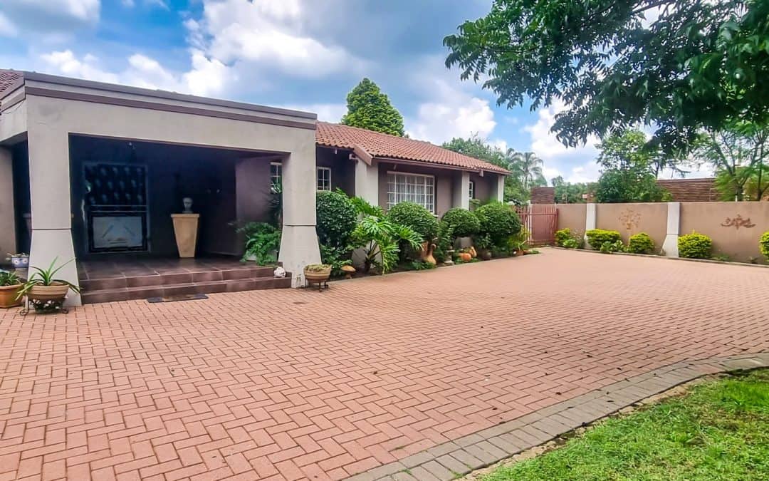 #2042 – EXCEPTIONAL INVESTMENT OPPORTUNITY OR DREAM HOME AWAITS