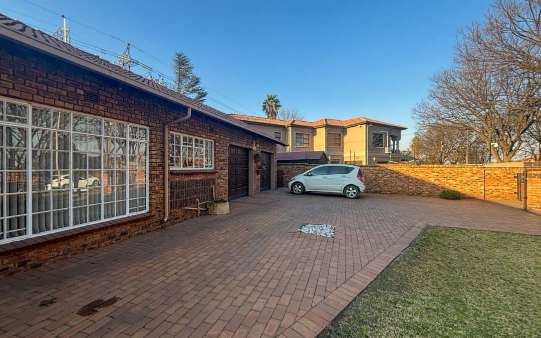 #2112 – Stunning 4-Bedroom Home for Sale in Dersley