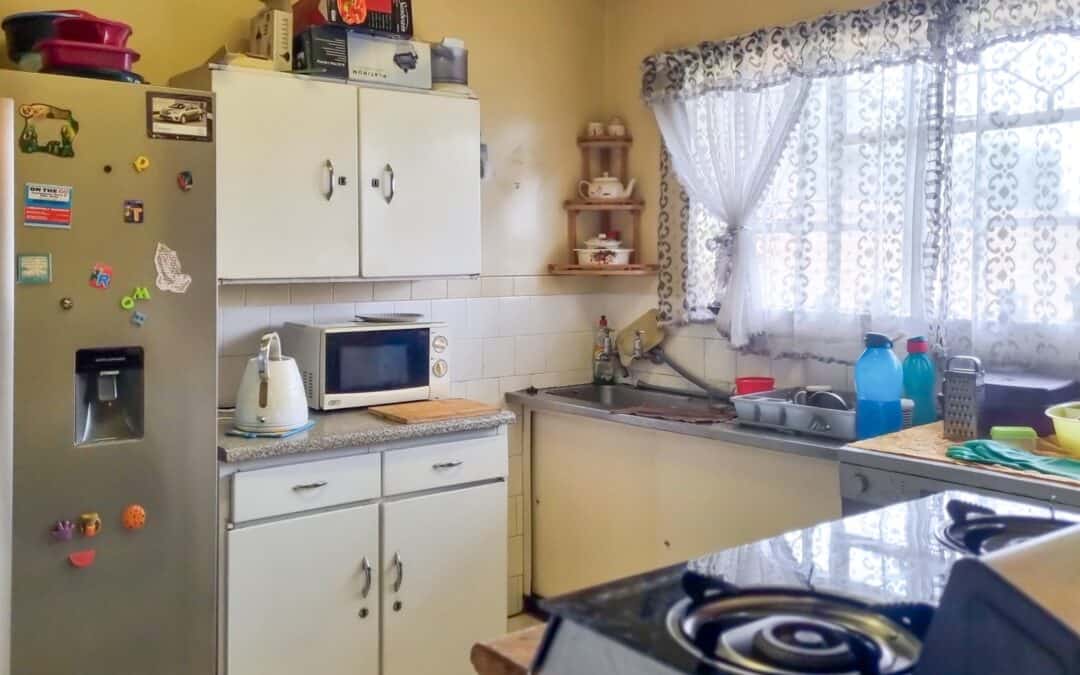 #2310 – Spacious Second-Floor Unit