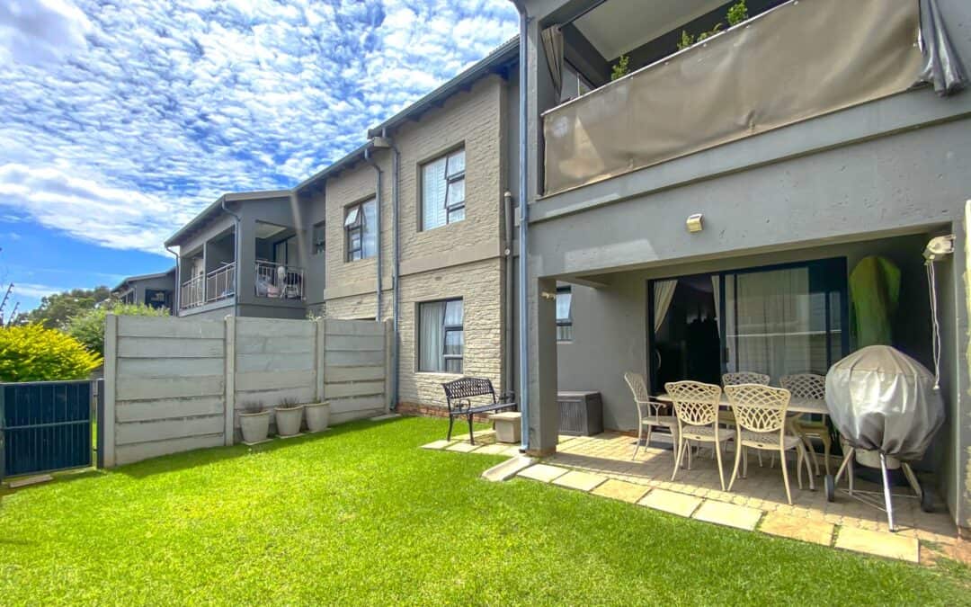 #2334 -Modern, Pet-Friendly Ground Floor Unit in Secure Stanton View Complex
