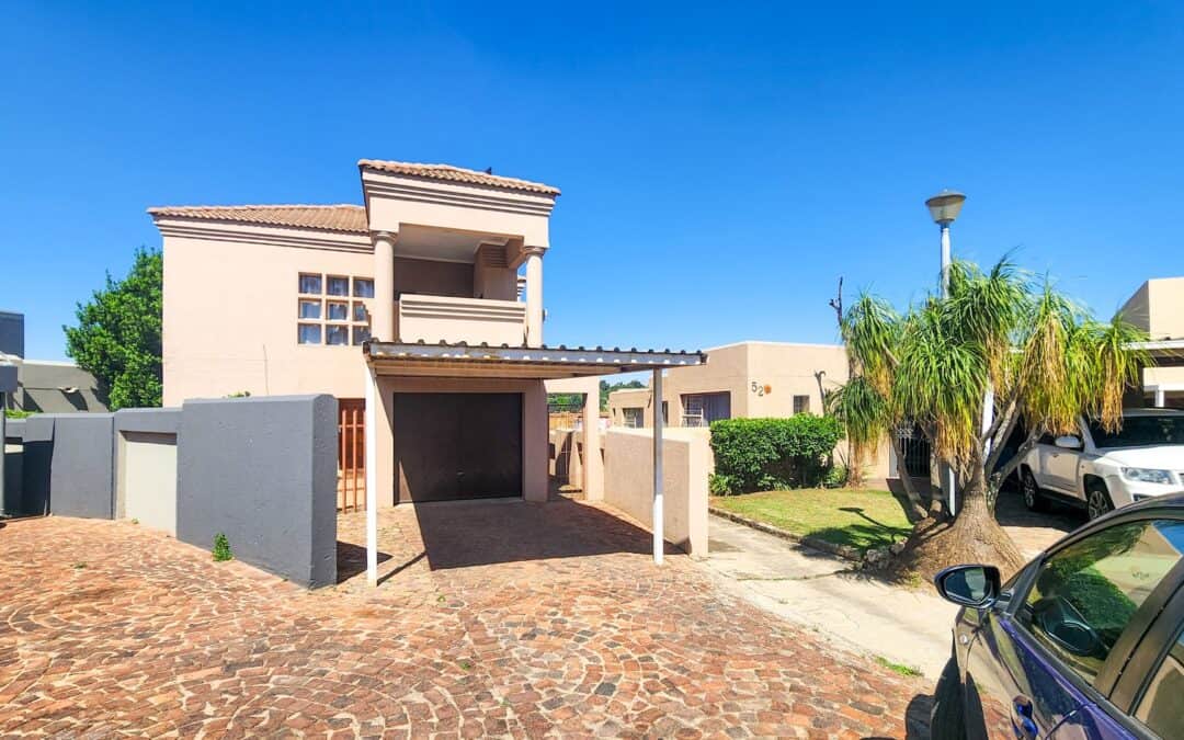 #2352 – Well-maintained Double Storey Home