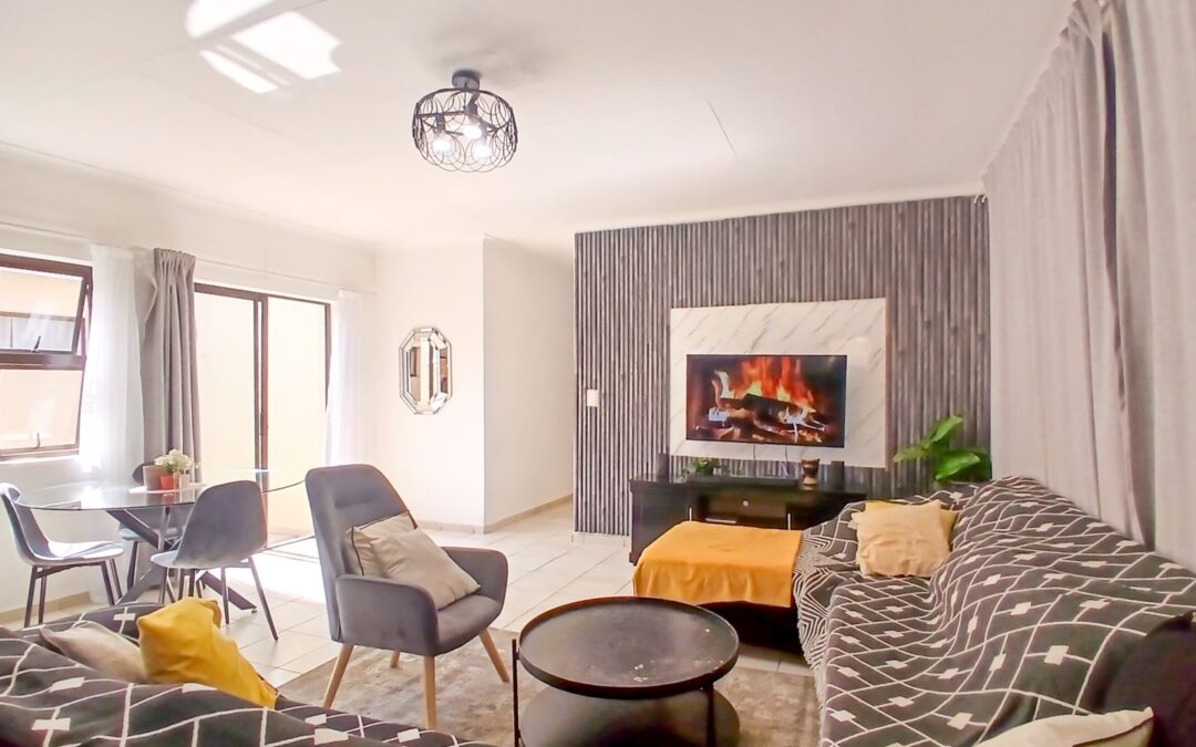 #2438 – Modern 3 Bedroom Townhouse in Secure Complex – Pomona