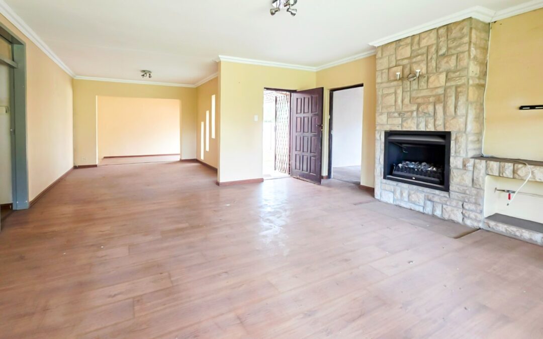 #2440 – Spacious Family Home with Two Flatlets in Secure Gated Community