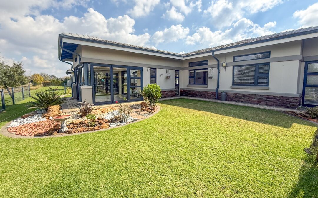 #2443 – Exceptional Lifestyle Living with Unrivalled Views