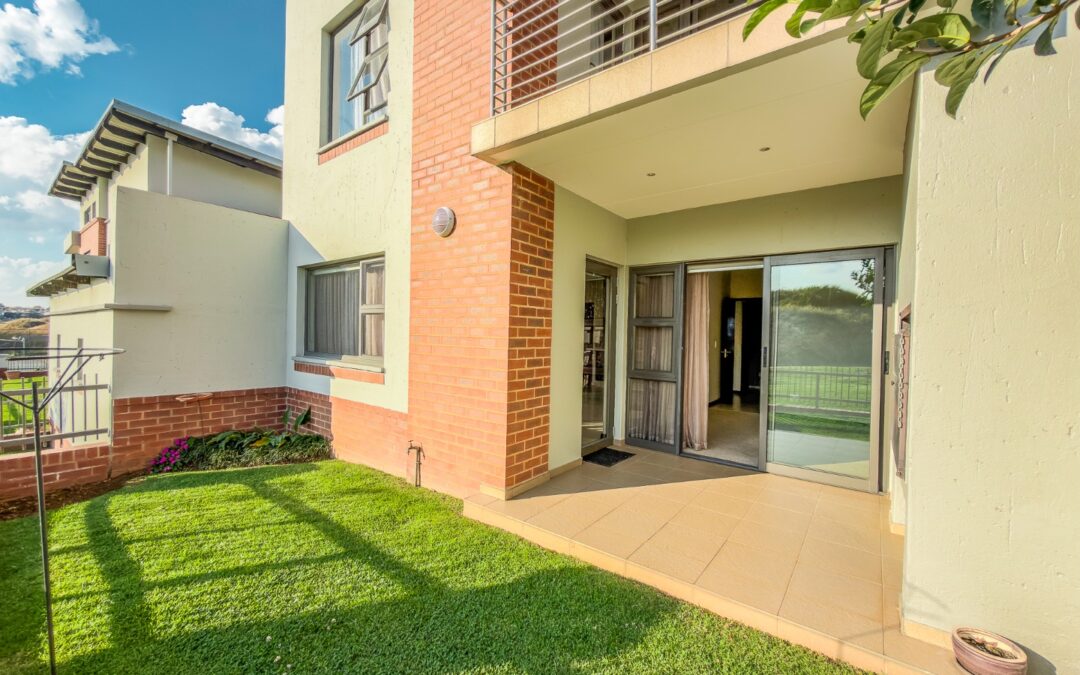 #2445 – Stunning Townhouse in Ebotse with Spectacular Views